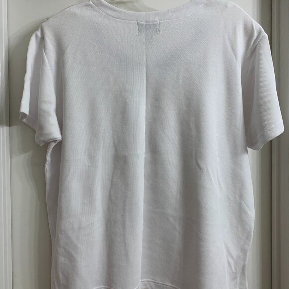 Capistrano Essential Women's White Ribbed Blouse with Blue Flowers Size 22/24 - Picture 2 of 3